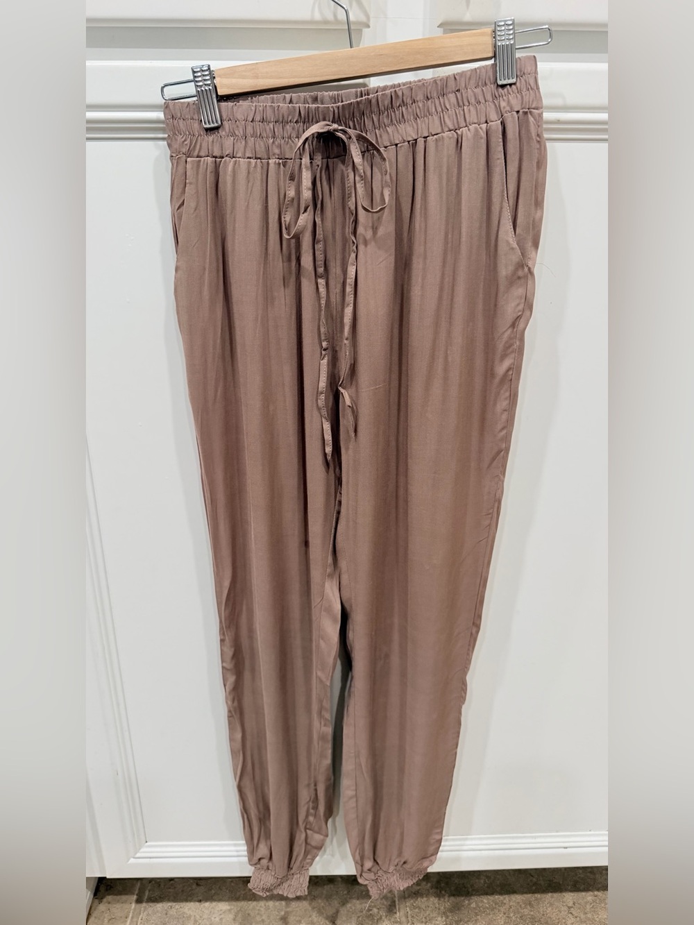 The Hanger Mauve Taupe Drawstring Jogger Pants